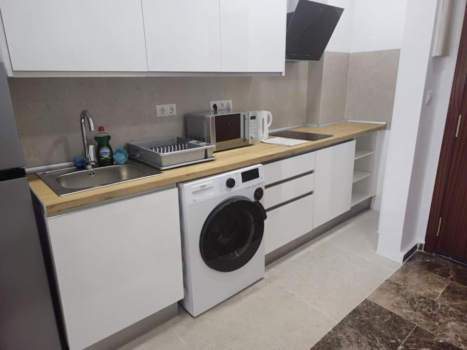 Tao City Center Apartment With Fee Wifi And Air Con By Namaste Elite Торемолинос Екстериор снимка