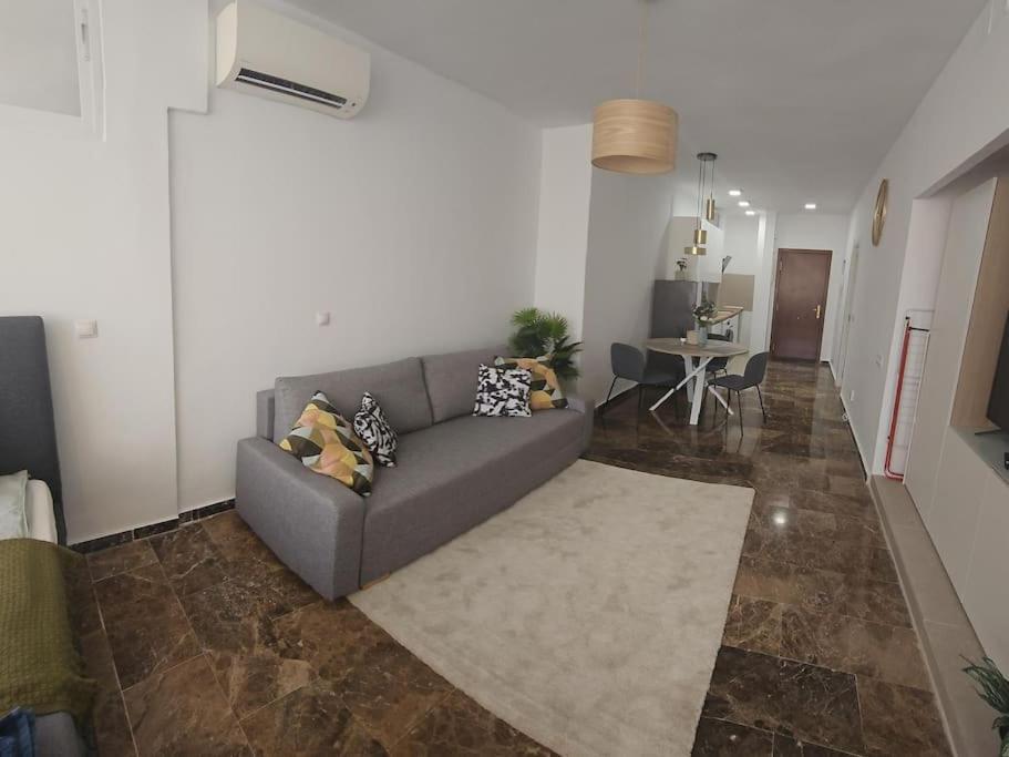 Tao City Center Apartment With Fee Wifi And Air Con By Namaste Elite Торемолинос Екстериор снимка
